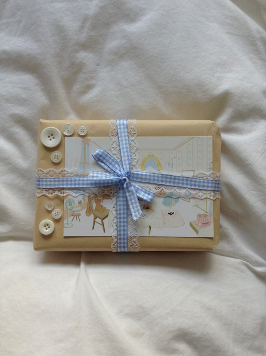 2026 HOLIDAY GIFT BOX